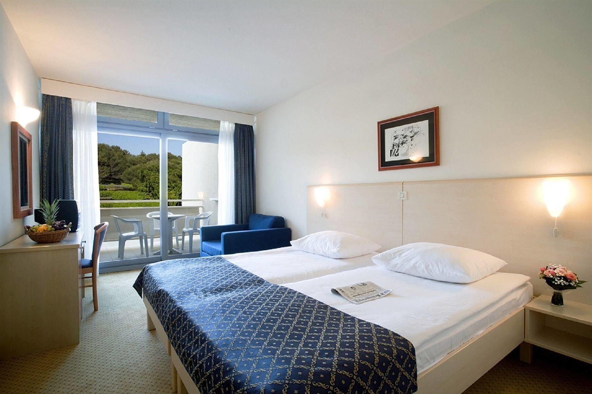 Rubin Sunny Hotel Porec Room photo